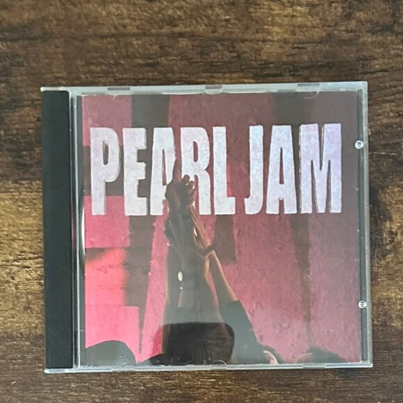 Classic Rock CD Lot – AC/DC, Black Sabbath, Pearl Jam, Foreigner & More (6-Disc) - Picture 10 of 13